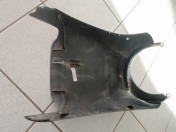 Puntone Carena sotto pedana  Malaguti   F 10   “06307889” - immagine 3